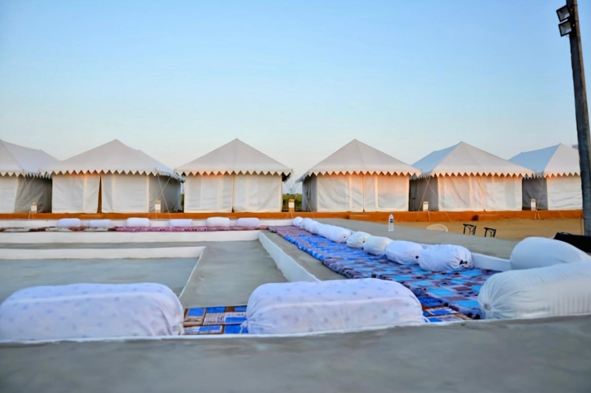 جيلسامر The Saffron Desert Camp المظهر الخارجي الصورة